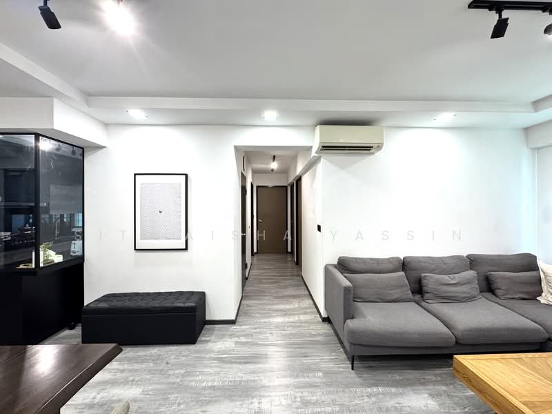 524A Pasir Ris Street 51 HDB Flat For Sale at S$ 770,000 | PropertyGuru Singapore - Living Room