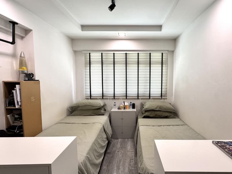 524A Pasir Ris Street 51 HDB Flat For Sale at S$ 770,000 | PropertyGuru Singapore - Bedroom