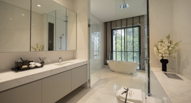 21 Mount Rosie Detached House For Sale at S$ 25,888,888 | PropertyGuru Singapore - Bathroom