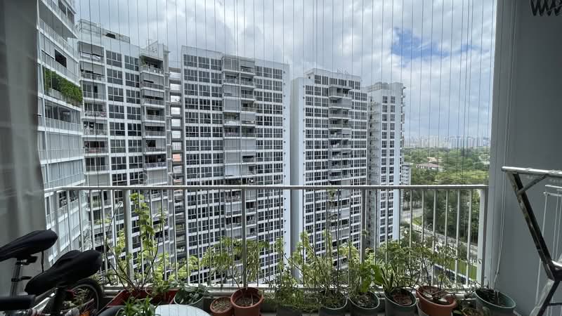 Lake Life Executive Condominium For Sale at S$ 1,920,000 | PropertyGuru Singapore - Balcony