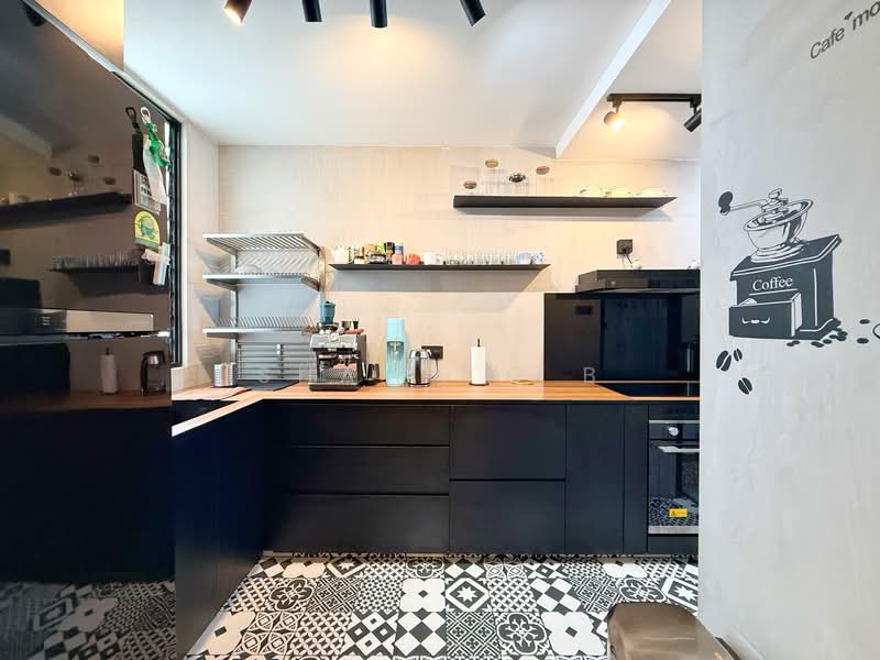 Crescendo Park Condominium For Sale at S$ 1,550,000 | PropertyGuru Singapore - Kitchen