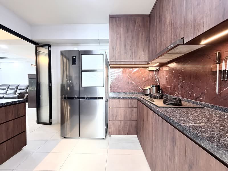 618A Tampines Street 61 HDB Flat For Sale at S$ 850,000 | PropertyGuru Singapore - Kitchen