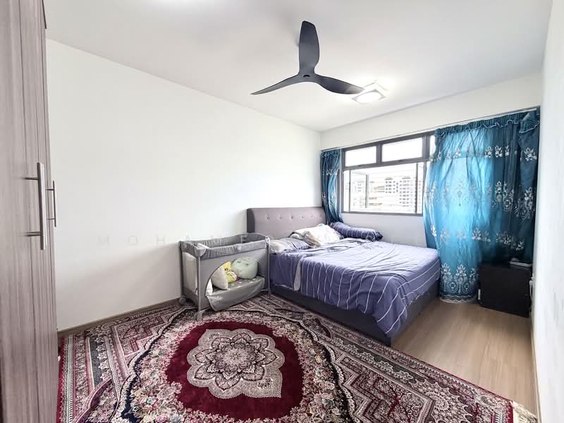 618A Tampines Street 61 HDB Flat For Sale at S$ 850,000 | PropertyGuru Singapore - Bedroom