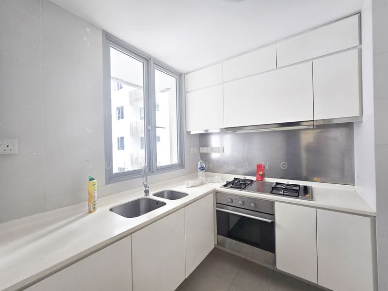 Ferraria Park Condo, 8 Flora Drive, 3 Bedrooms, 1,195 sqft, Condominium For Rent, by Julina Huang, 500060570 - Kitchen - PropertyGuru.com.sg