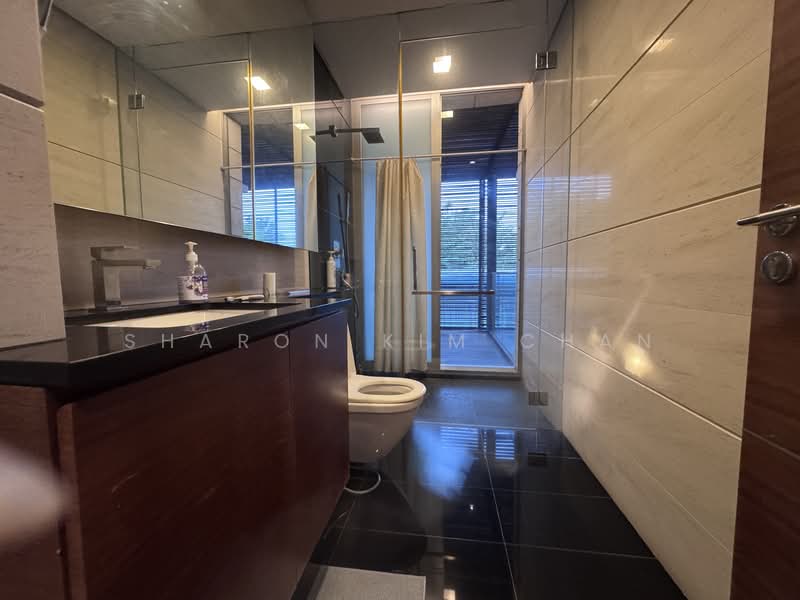 ⭐️⭐️LANDED7772@ GCB @ Caldecott Estate Good Class Bungalow For Sale at S$ 30,000,000 | PropertyGuru Singapore - Bathroom