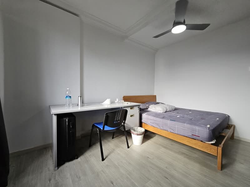 117 Pasir Ris Street 11 HDB Flat For Sale at S$ 750,000 | PropertyGuru Singapore - Bedroom