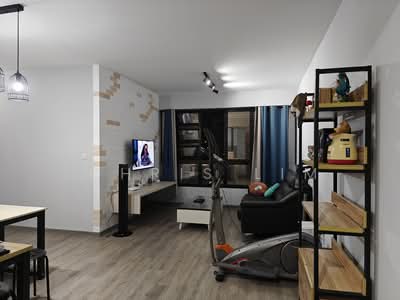 For Rent - 293D Compassvale Crescent