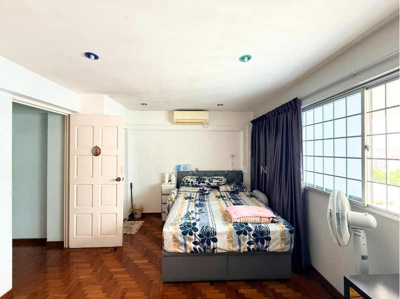 132 Lorong Ah Soo HDB Flat For Sale at S$ 948,000 | PropertyGuru Singapore - Bedroom