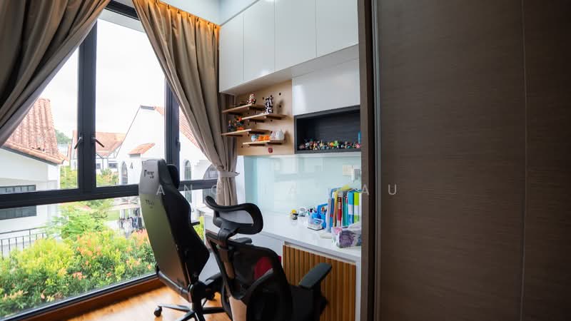 Alana Terraced House For Sale at S$ 3,168,000 | PropertyGuru Singapore - Study
