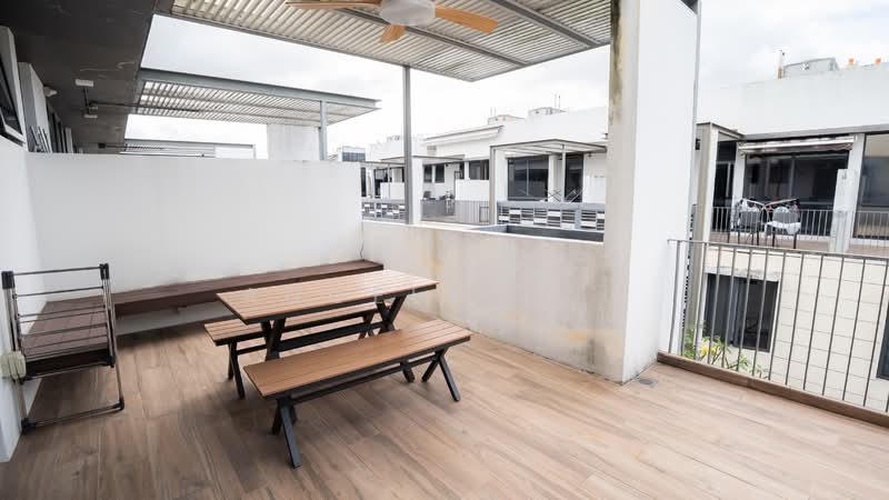 Alana Terraced House For Sale at S$ 3,168,000 | PropertyGuru Singapore - Balcony