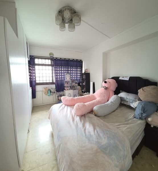 277 Toh Guan Road HDB Flat For Sale at S$ 750,000 | PropertyGuru Singapore - Bedroom