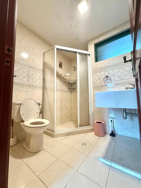 Hillview Heights Condominium For Sale at S$ 3,199,999 | PropertyGuru Singapore