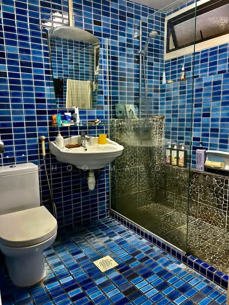 Hillcrest Arcadia Condominium For Sale at S$ 2,350,000 | PropertyGuru Singapore - Bathroom