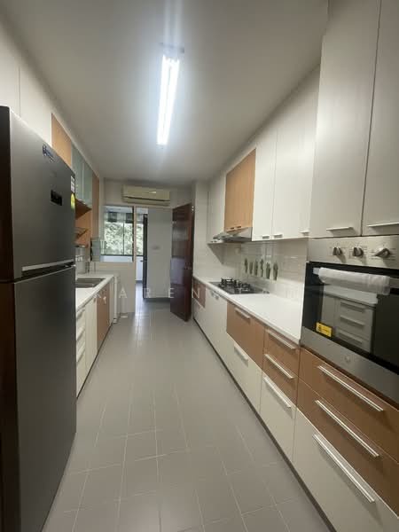 Astrid Meadows Condominium For Sale at S$ 5,000,000 | PropertyGuru Singapore - Kitchen