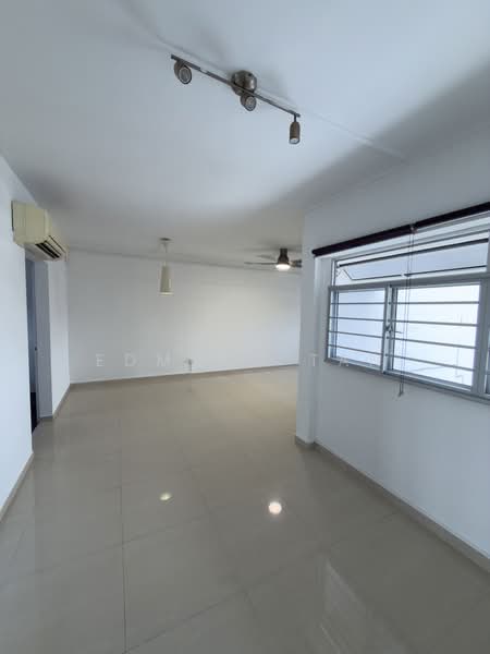 116 Yishun Ring Road HDB Flat For Sale at S$ 524,000 | PropertyGuru Singapore - Dining