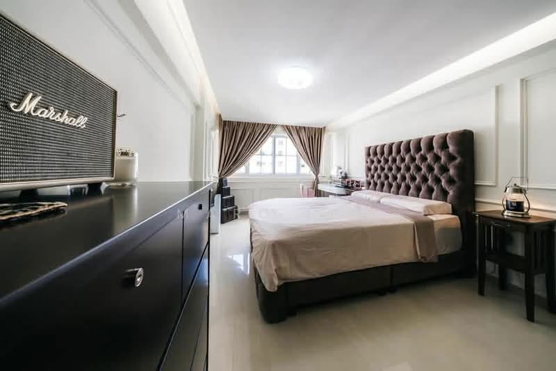15 Telok Blangah Crescent HDB Flat For Sale at S$ 498,800 | PropertyGuru Singapore - Bedroom