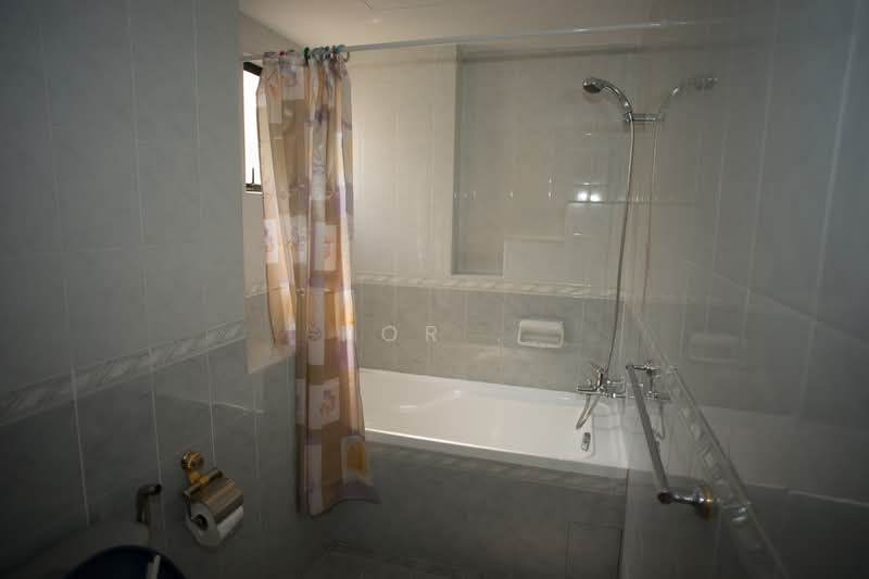 Grande Vista, 16 Cactus Drive, 4 Bedrooms, 3,434 sqft, Condominium For Rent, by Kor ., 500060695 - Bathroom - PropertyGuru.com.sg