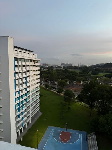 904 Jurong West Street 91 HDB Flat For Sale at S$ 538,000 | PropertyGuru Singapore - Exterior