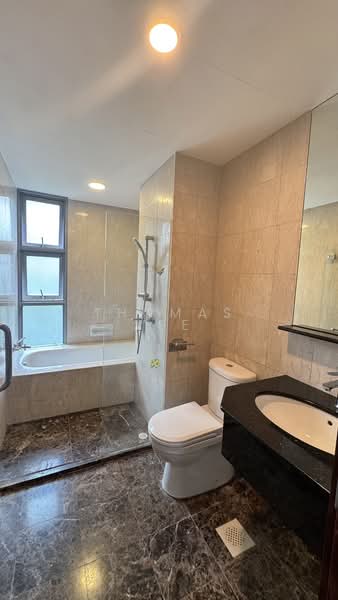 The Madeira, 50 Bukit Batok Street 31, 4 Bedrooms, 1,302 sqft, Condominium For Sale, by Thomas Lee, 500060704 - Bathroom - PropertyGuru.com.sg