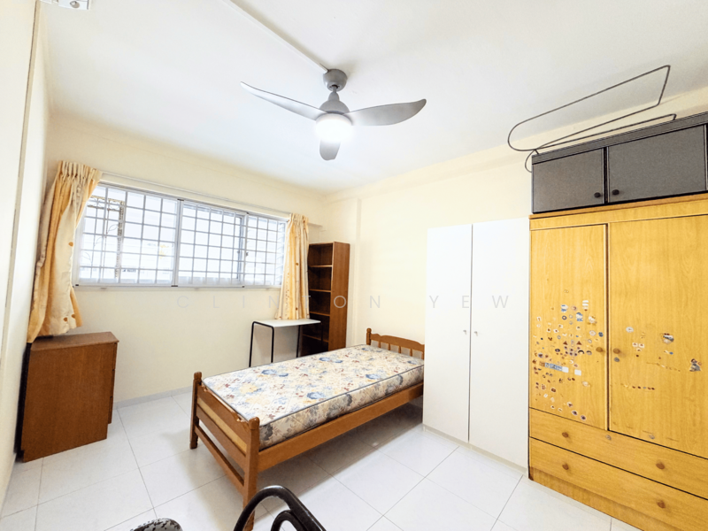 421 Tampines Street 41, 421 Tampines Street 41, 2 Bedrooms, 797 sqft, HDB Flat For Rent, by Clinton Yew, 500060726 - Bedroom - PropertyGuru.com.sg