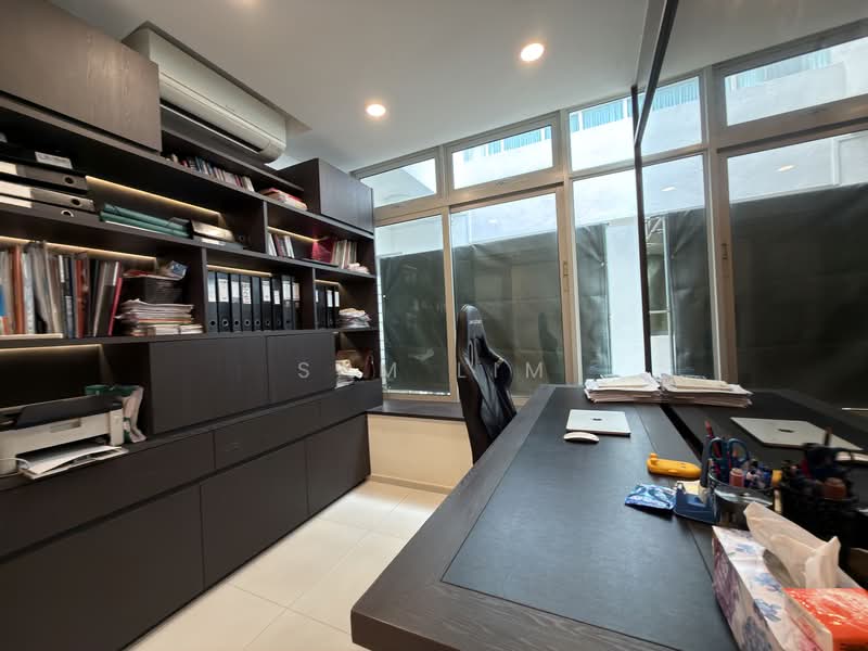 The Quartz Condominium For Sale at S$ 3,300,000 | PropertyGuru Singapore - Study