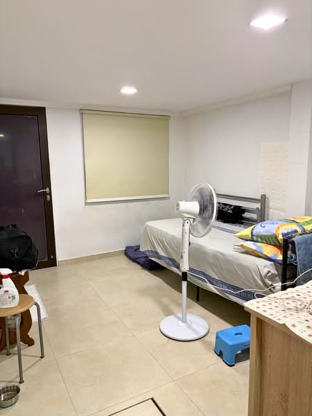 Cardiff Grove Corner Terrace Corner Terrace For Sale at S$ 5,200,000 | PropertyGuru Singapore - Helper’s room