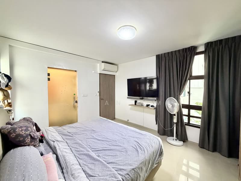 36 Eunos Crescent HDB Flat For Sale at S$ 1,190,000 | PropertyGuru Singapore - Bedroom