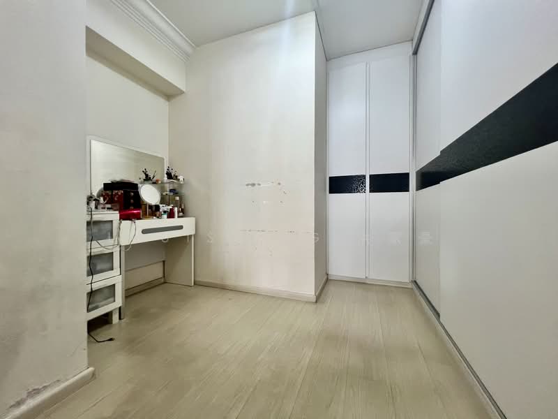 512 Choa Chu Kang Street 51 HDB Flat For Sale at S$ 688,000 | PropertyGuru Singapore - Bedroom