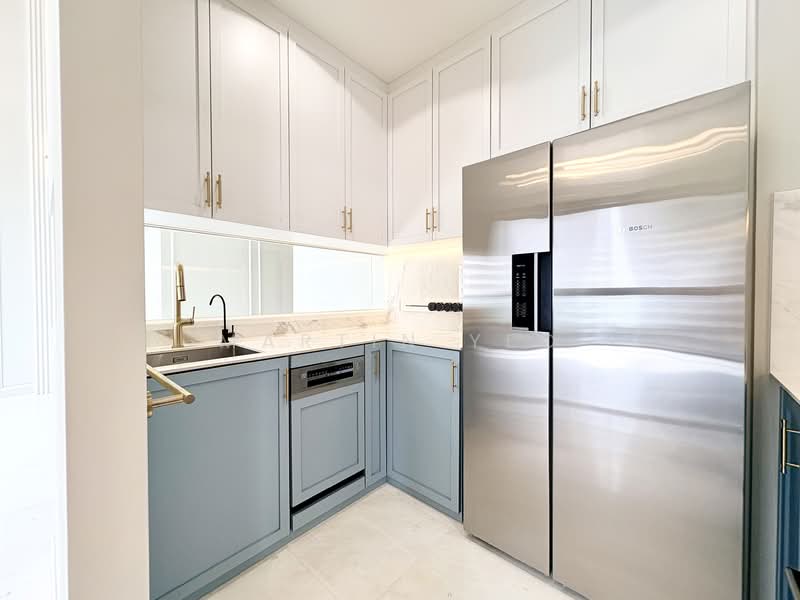 Freehold Duplex Penthouse Amber Road | Sea View | 3 Bed + Study | D15 | Luxurious Renovation Condominium For Sale at S$ 3,700,000 | PropertyGuru Singapore - Kitchen