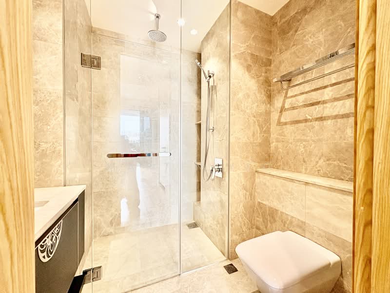 Freehold Duplex Penthouse Amber Road | Sea View | $25xx PSF ONLY |3 Bed | Rare High Floor | Near MRT, , 3 Bedrooms, 1,399 sqft, Condominium For Sale, by Martin Yeo, 500060769 - Bathroom - PropertyGuru.com.sg