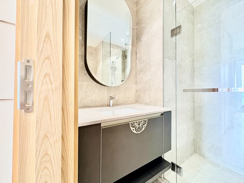 Freehold Duplex Penthouse Amber Road | Sea View | $25xx PSF ONLY |3 Bed | Rare High Floor | Near MRT, , 3 Bedrooms, 1,399 sqft, Condominium For Sale, by Martin Yeo, 500060769 - Bathroom - PropertyGuru.com.sg