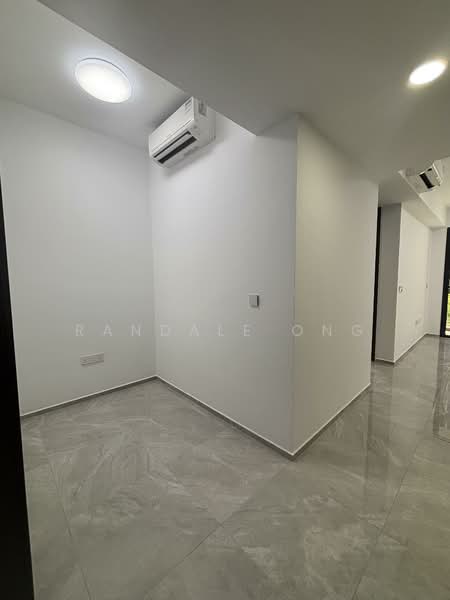 Tembusu Grand, 94 Jalan Tembusu, 2 Bedrooms, 743 sqft, Condominium For Rent, by Randale Ong, 500060784 - Study room - PropertyGuru.com.sg