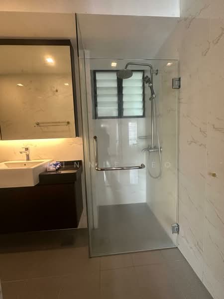 Woodsvale, 11 Woodlands Drive 72, 3 Bedrooms, 1,227 sqft, Condominium For Rent, by Minnie Teo, 500060801 - Bathroom - PropertyGuru.com.sg