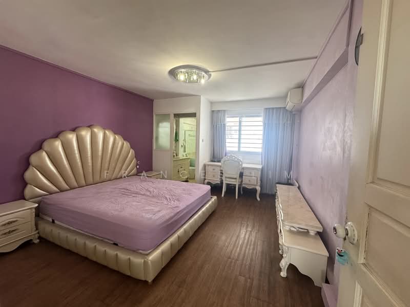 757 Yishun Street 72 HDB Flat For Sale at S$ 705,000 | PropertyGuru Singapore - Bedroom