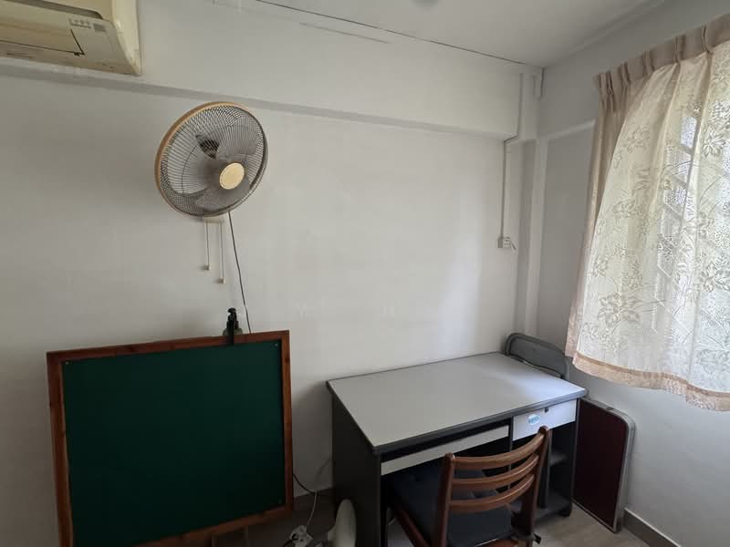 335 Serangoon Avenue 3, 335 Serangoon Avenue 3, Room Rental, 130 sqft, HDB Flat For Rent, by J.Y. Hoo, 500060810 - Study - PropertyGuru.com.sg