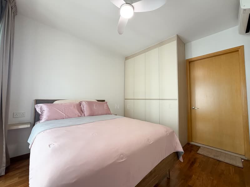 A Treasure Trove Condominium For Sale at S$ 1,999,999 | PropertyGuru Singapore - Bedroom