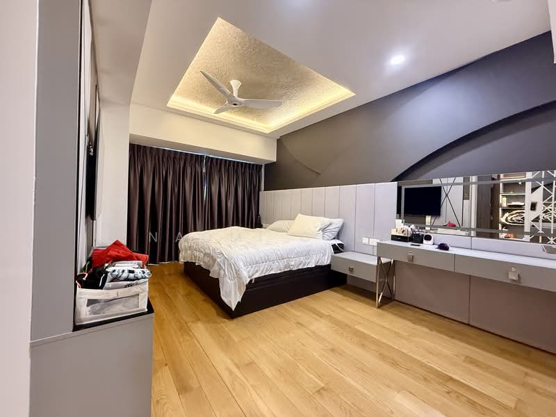 Pavilion Park, Pavilion Circle, 6 Bedrooms, 3,000 sqft, Terraced House For Rent, by Naomi Chua, 500060850 - Master Bedroom - PropertyGuru.com.sg