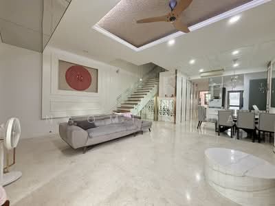 For Rent - Pavilion Park