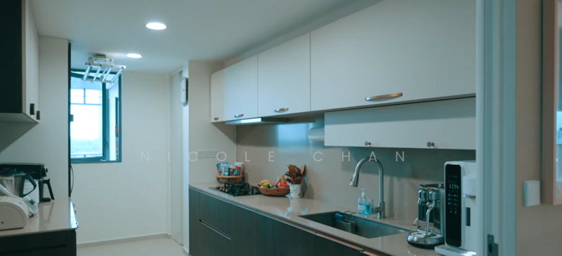 ⭐️ 2 MINS MARYMOUNT MRT, AI TONG SCHOOL, BEST BUY Condominium For Sale at S$ 4,900,000 | PropertyGuru Singapore - Kitchen