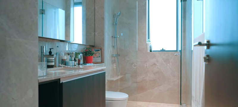 ⭐️ 2 MINS MARYMOUNT MRT, AI TONG SCHOOL, BEST BUY Condominium For Sale at S$ 4,900,000 | PropertyGuru Singapore - Bathroom