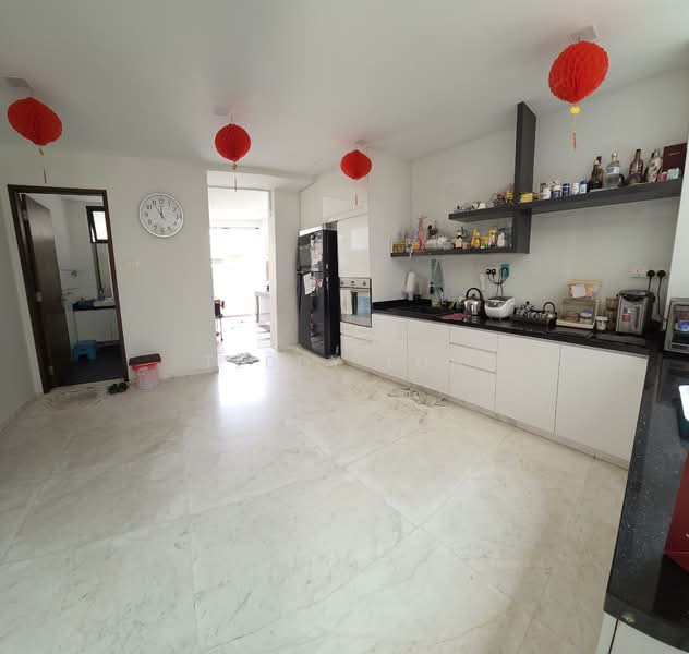 Tuan Sing Park Semi-Detached House For Sale at S$ 6,900,000 | PropertyGuru Singapore - Kitchen