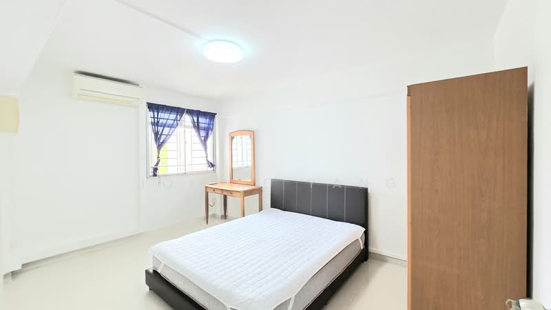 2 Lorong 7 Toa Payoh, 2 Lorong 7 Toa Payoh, 3 Bedrooms, 721 sqft, HDB Flat For Rent, by Jolene Yang, 500060879 - Bedroom - PropertyGuru.com.sg