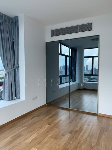 Soleil @ Sinaran, 6 Sinaran Drive, 3 Bedrooms, 1,475 sqft, Condominium For Rent, by Justin Alexis Lim, 500060895 - Bedroom - PropertyGuru.com.sg