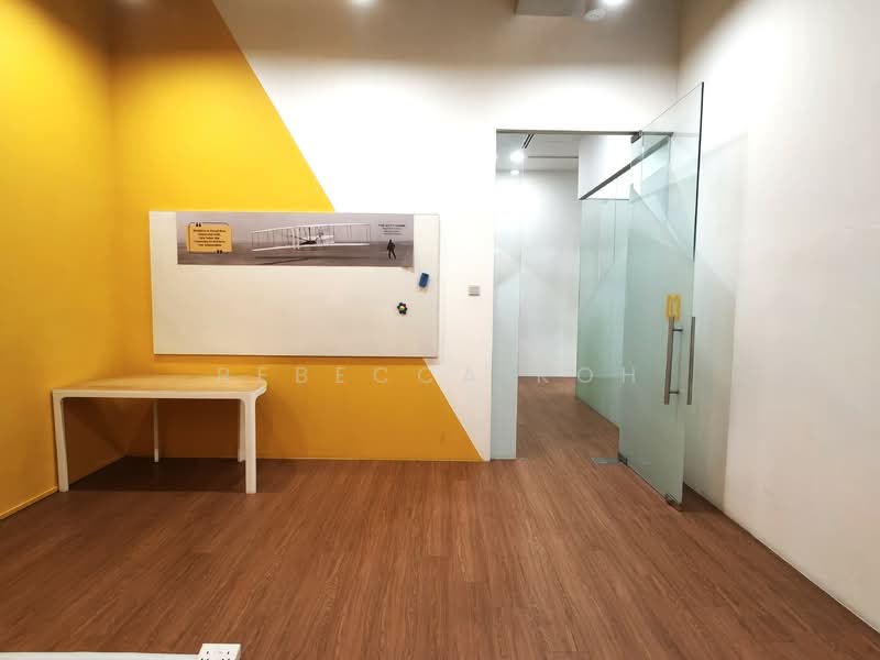 Golden Agri Plaza, 108 Pasir Panjang Road, 7,694 sqft, Light Industrial (B1) For Rent, by Rebecca Koh, 500060902 - Small Meeting Room - CommercialGuru.com.sg