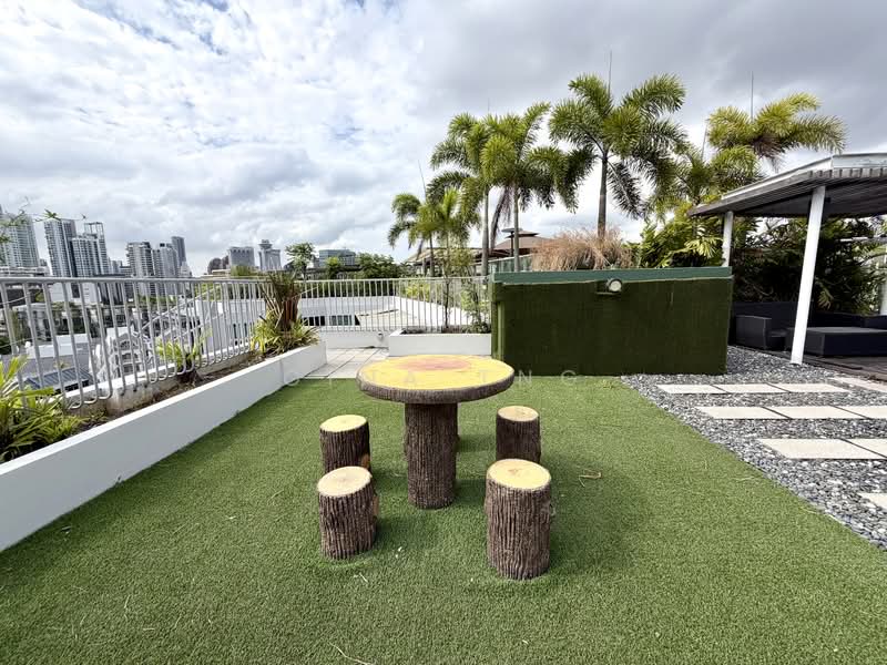 Belle Vue Residences Condominium For Sale at S$ 6,000,000 | PropertyGuru Singapore - Exterior