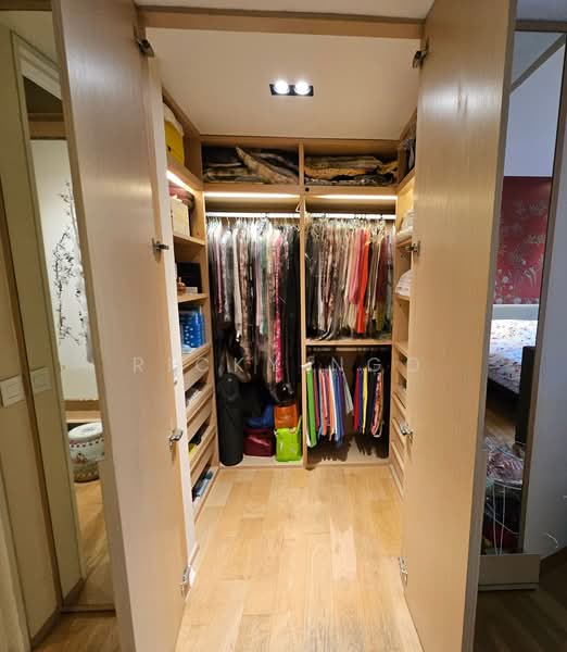 Holland Peak Condominium For Sale at S$ 2,388,000 | PropertyGuru Singapore - Interior