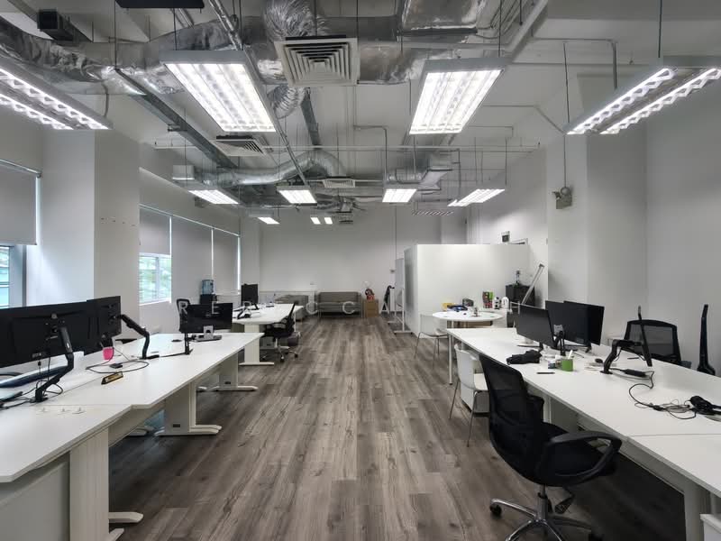 Golden Agri Plaza, 108 Pasir Panjang Road, Buona Vista / West Coast / Clementi New Town, 2,290 sqft, Light Industrial (B1) For Rent, by Rebecca Koh, 500060923 - 1438 sqft fitted unit - CommercialGuru.com.sg