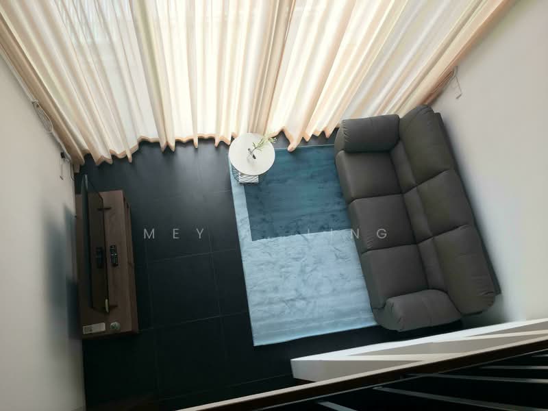 Fulcrum, 33 Fort Road, 2 Bedrooms, 818 sqft, Condominium For Rent, by Mey A. Ling, 500060927 - Living Room - PropertyGuru.com.sg