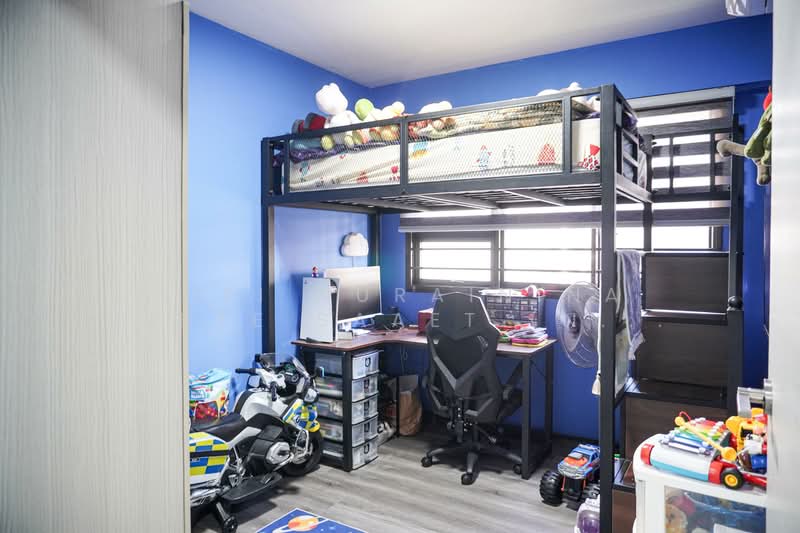 467A Bukit Batok West Avenue 9 HDB Flat For Sale at S$ 680,000 | PropertyGuru Singapore - Bedroom