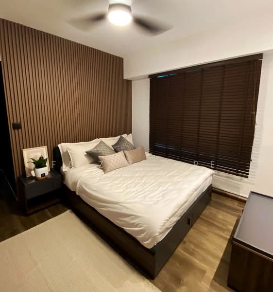 633D Senja Road HDB Flat For Sale at S$ 610,000 | PropertyGuru Singapore - Master Bedroom